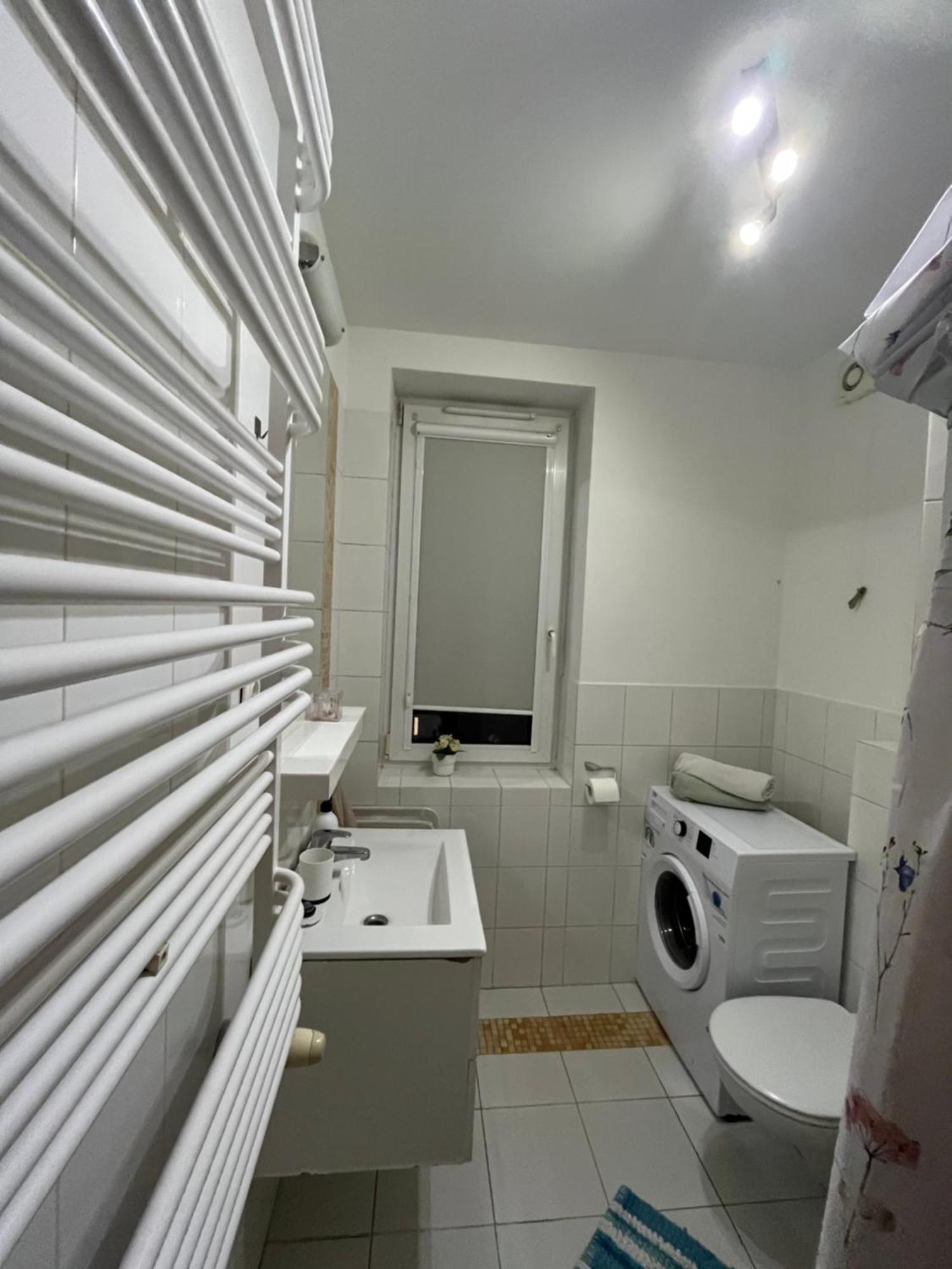 Apartamenty 2-Pokojowe Przy Molo Z Balkonami Gdynia Exterior photo